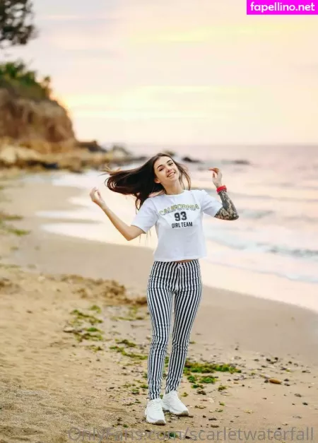 Scarletwaterfall OnlyFans Thumbnail #0Fd3vploRv