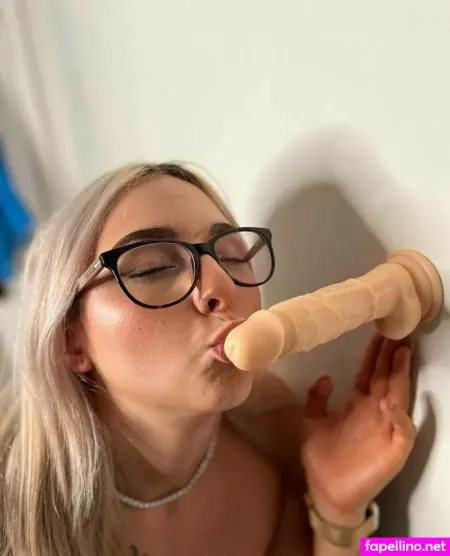 Scarletxroseeevip OnlyFans Thumbnail #kzovt0UrF6