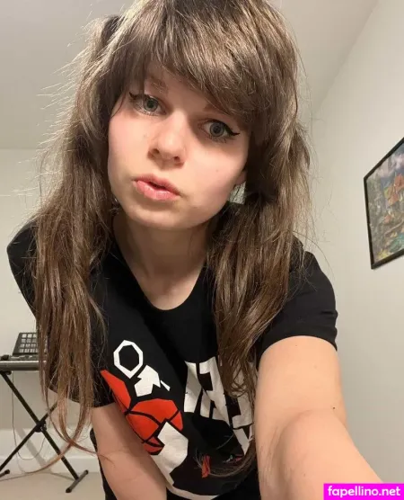 Scenegirlaya OnlyFans Thumbnail #8PYG7R86vU