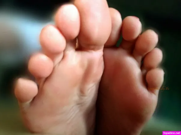 Scentofasilkytoe OnlyFans Thumbnail #CmasNWJp2t