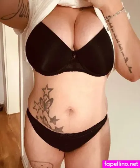 Schaennie 95 OnlyFans Thumbnail #1gHnx20avC