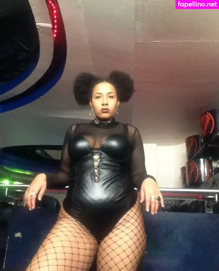 Schuggamamabbb OnlyFans Thumbnail #IUfLMGpKzc