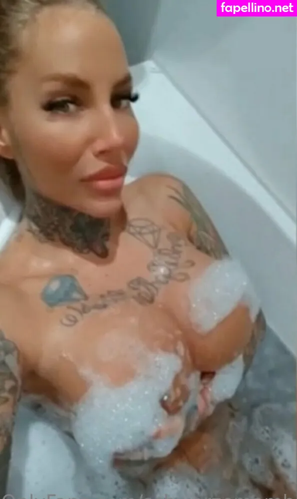ela.aesthetic89, schwarzemamba89 Nude Leaked OnlyFans Photo #5NLJCoGgEL