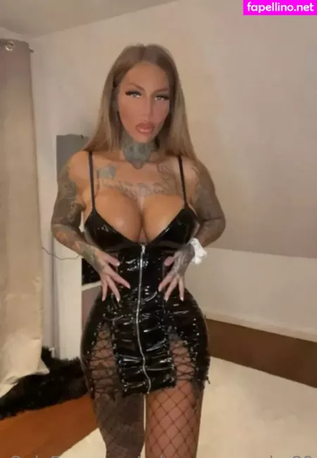 Schwarzemamba89 OnlyFans Thumbnail #7qCH0rCD21