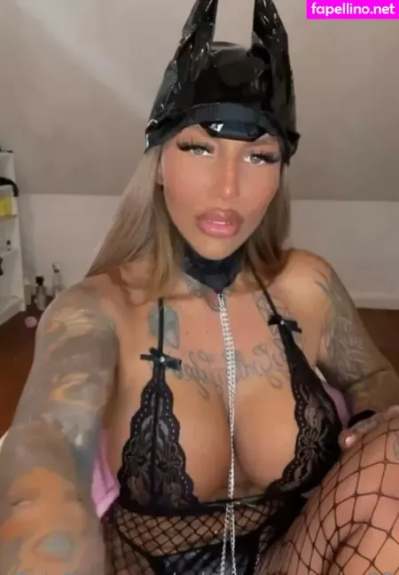 Schwarzemamba89 OnlyFans Thumbnail #Dwpef3GkfG