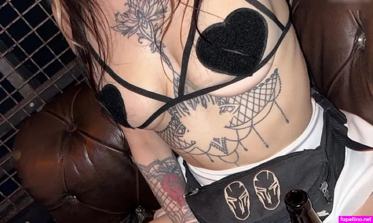 Schweinenuttenfotzenscheisse OnlyFans Thumbnail #Xr856VZObB