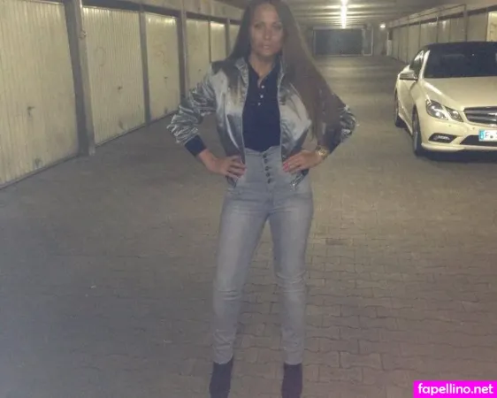 Schwesta Ewa OnlyFans Thumbnail #pSGZtRbO0m