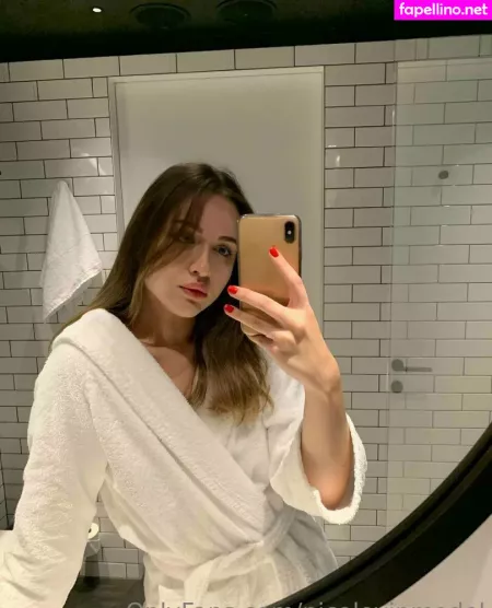 Scientist Sofi OnlyFans Thumbnail #5B2JHeglnP