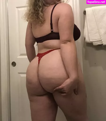 Scorpiheauxx OnlyFans Thumbnail #T0ZS5NFLx5