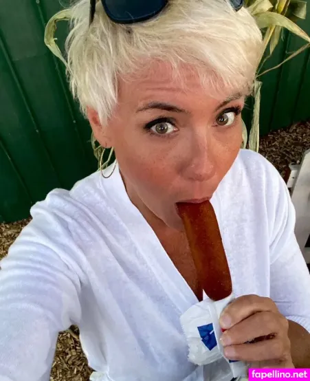 Scorpio Karen18 OnlyFans Thumbnail #sKVnGas24n