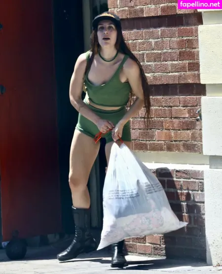 Scout Larue Willis OnlyFans Thumbnail #1zt1WUVUuH