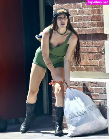 Scout Larue Willis OnlyFans Thumbnail #384h3xLoNc