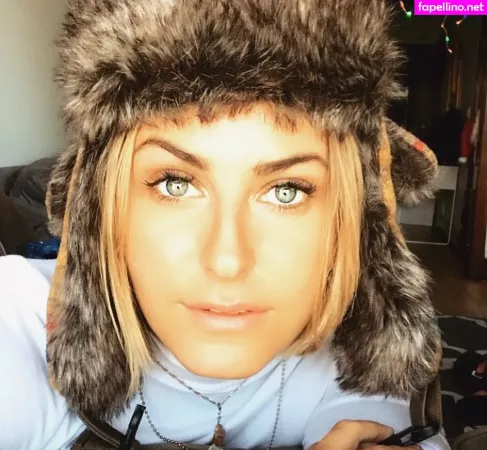 Scout Taylor Compton OnlyFans Thumbnail #cAEpwt8uqs