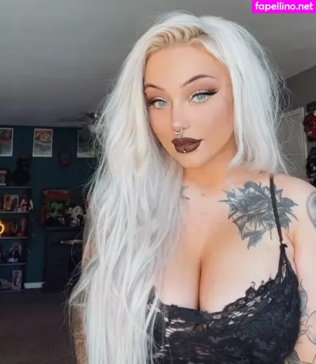 Screamqueen68 OnlyFans Thumbnail #2jkvAD6uzT