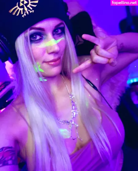 Scxrlet64 OnlyFans Thumbnail #A4iWUpryZ9