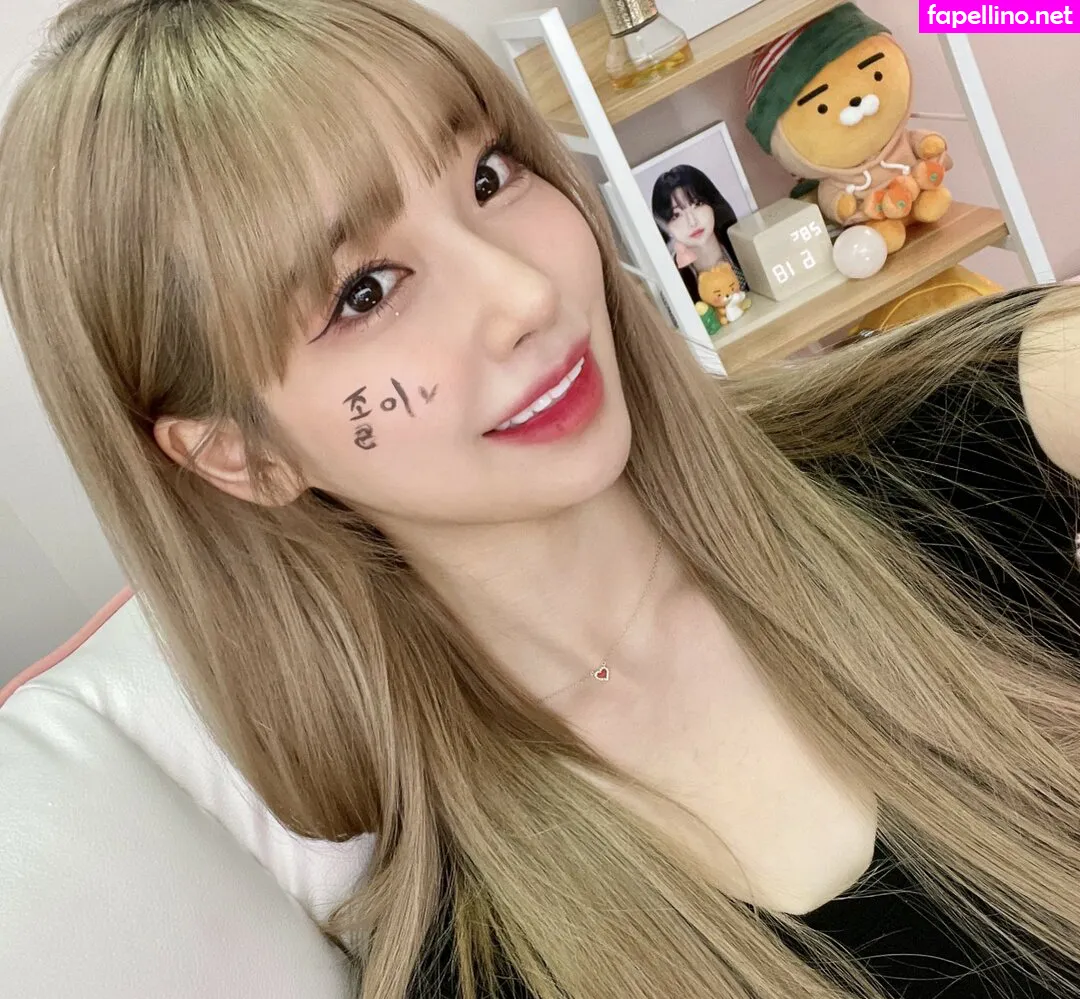 lovely_._v Nude Leaked OnlyFans Photo #1yTGIIIrxO