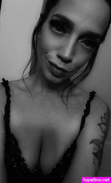 Seanatheburpingqueen OnlyFans Thumbnail #J4W7aeOjKi