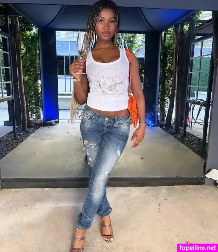 Seattlesadgirl OnlyFans Thumbnail #Izr9k1TwNb