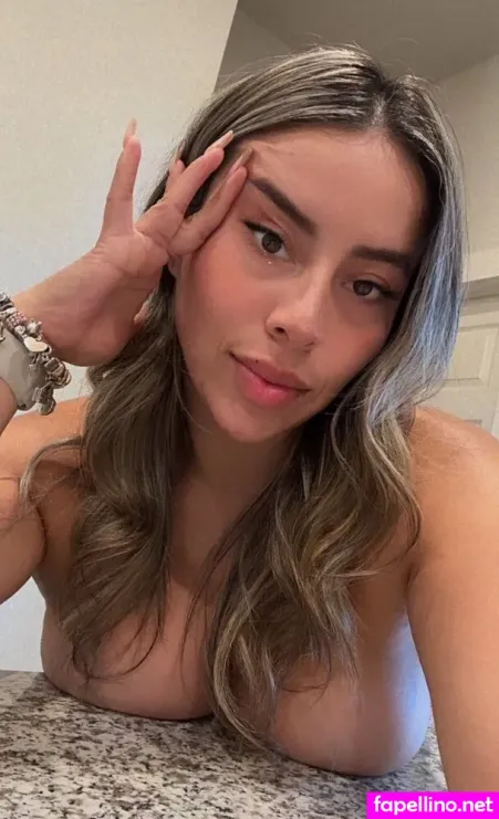 Secrethotts OnlyFans Thumbnail #FmMKqw3nxM