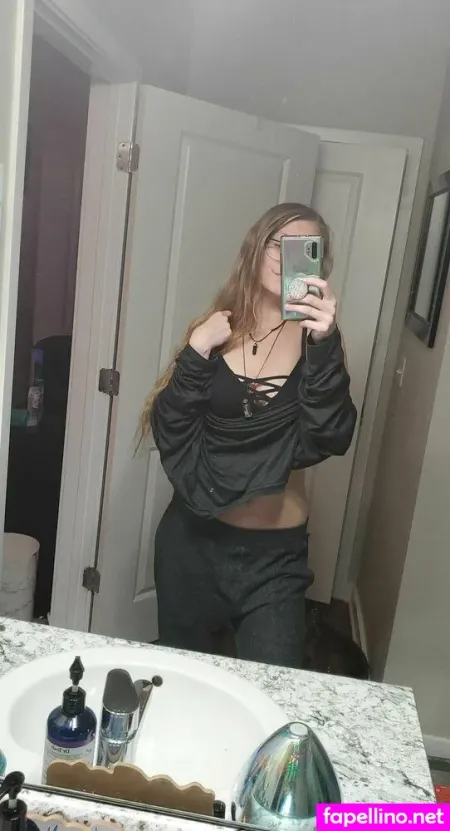 Secretlyss66 OnlyFans Thumbnail #EeQmhcwBlD