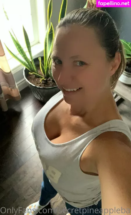 Secretpineapplebabe OnlyFans Thumbnail #TMEdiCmFH0
