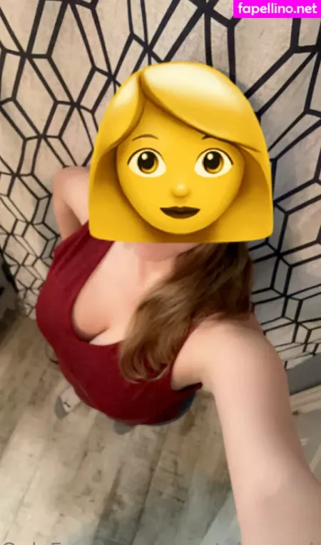 Secretpineapplebabe OnlyFans Thumbnail #rCOiX61XcP