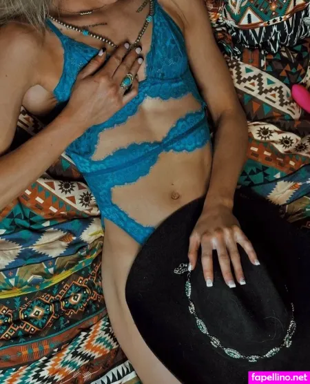 Secretsaagee OnlyFans Thumbnail #nVVjLPlO51