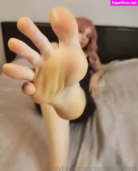 Secretsexyfeet OnlyFans Thumbnail #BCwGPdh3rd
