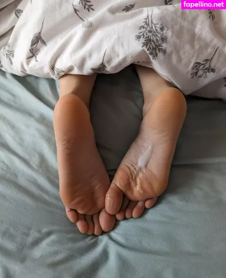 Secretsexyfeet OnlyFans Thumbnail #VJUnr1vB2w