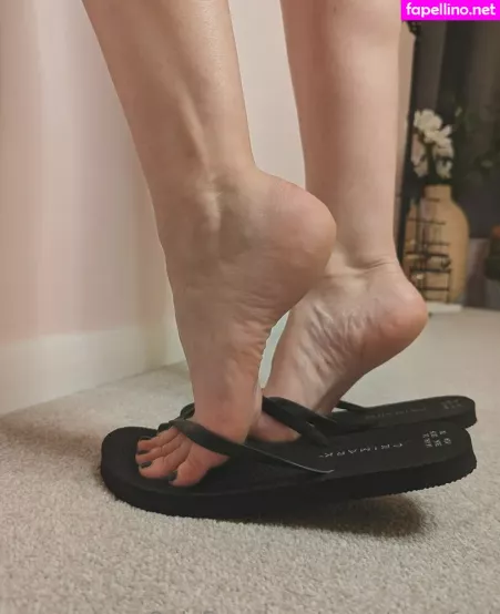 Secretsexyfeet OnlyFans Thumbnail #yjhhIB9oEE