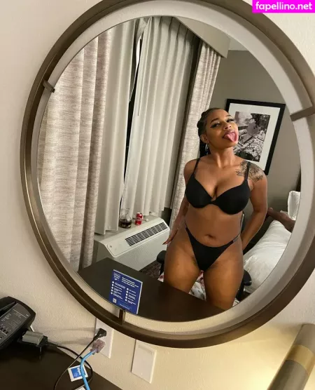 Secretsiren OnlyFans Thumbnail #H8U5GJKo1J