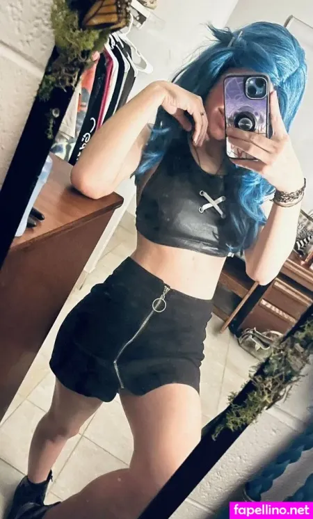 Secretsiren33 OnlyFans Thumbnail #eMGCUMB2Qu