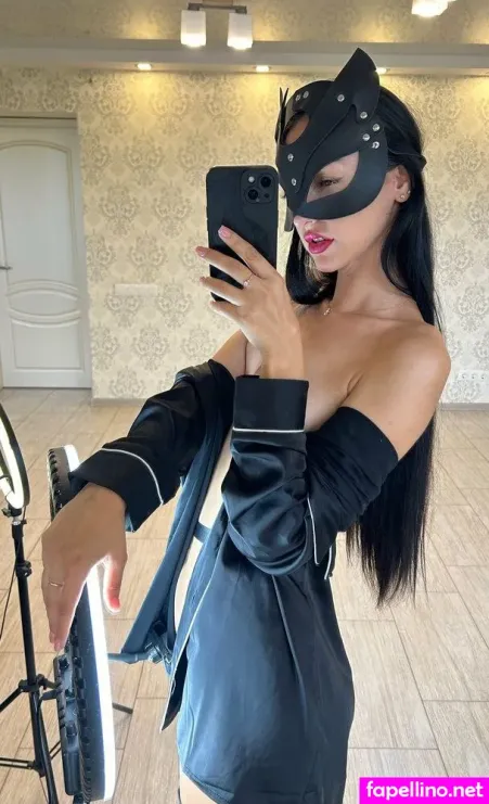 Secretsoftiny Main Profile Photo