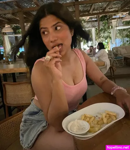 Sejal Dumbwani OnlyFans Thumbnail #OwzFZOWd8u