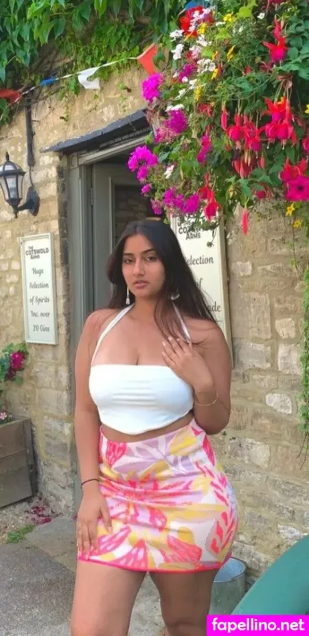 Sejalmx OnlyFans Thumbnail #12MYJtzzW7