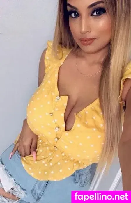 Sekzzibunnie 4 OnlyFans Thumbnail #DeqrQ7BKLt
