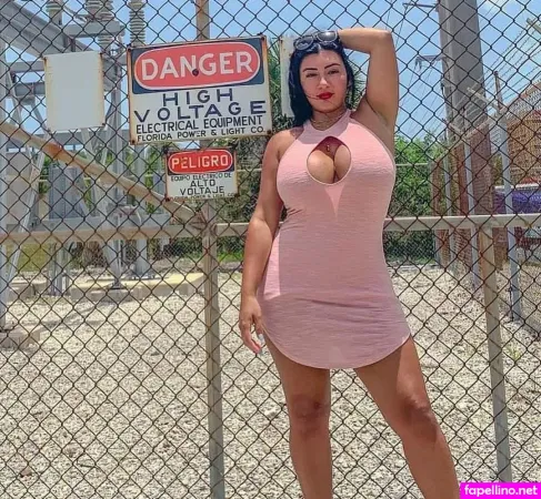 Selena Adams 16 OnlyFans Thumbnail #LLIwoCA2av