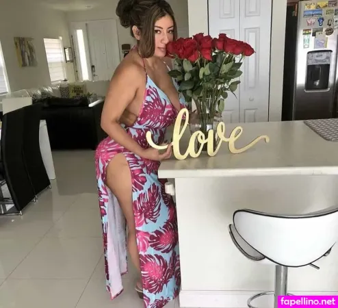 Selena Adams 16 OnlyFans Thumbnail #XVEmC7vYeW