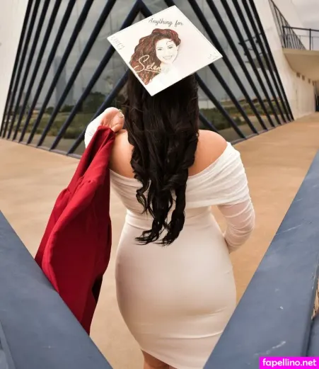Selena Flores OnlyFans Thumbnail #JZXSKMv2P6