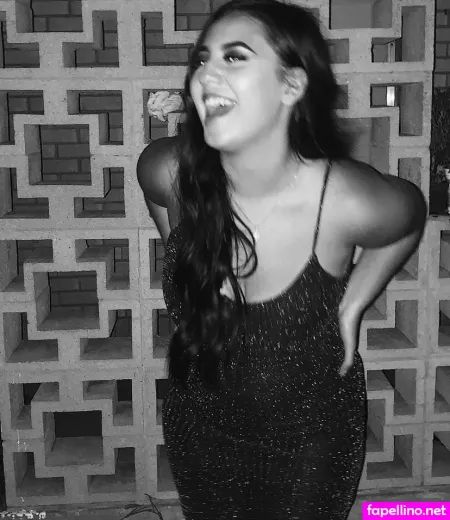 Selena Flores OnlyFans Thumbnail #eUGGDCOJYX