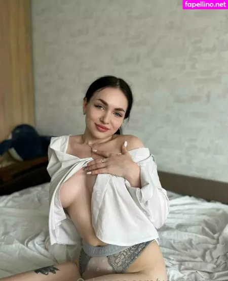 Selena Mills OnlyFans Thumbnail #3UKFMPopdu