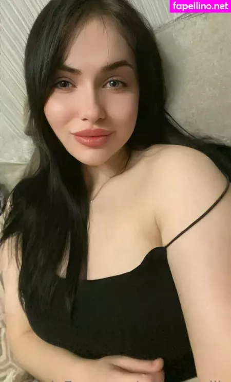 Selena Mills OnlyFans Thumbnail #9qbaRRnts3