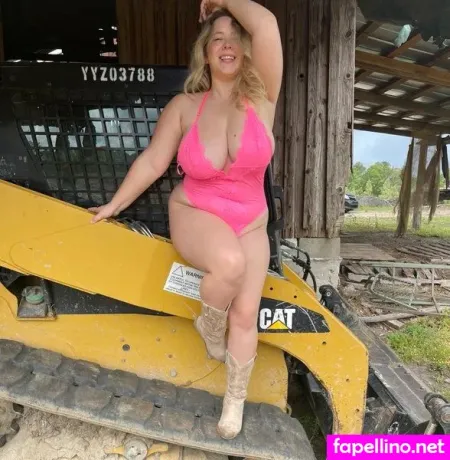 Selena Ray Busty Blonde OnlyFans Thumbnail #F4gTQkZR08