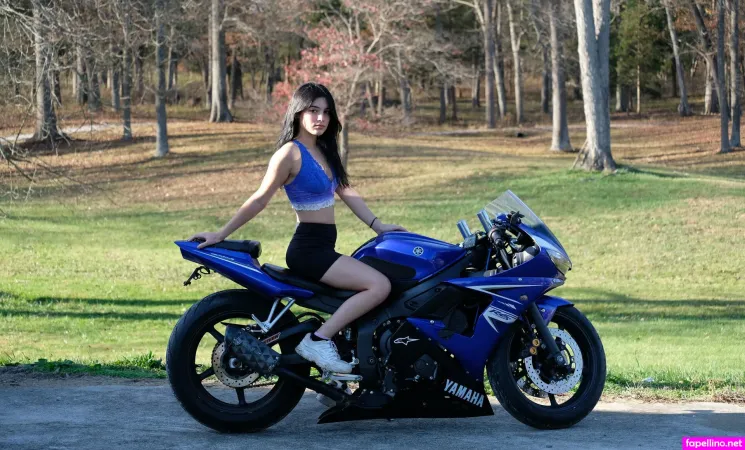 Selena Steele OnlyFans Thumbnail #7mKvIHTBWa