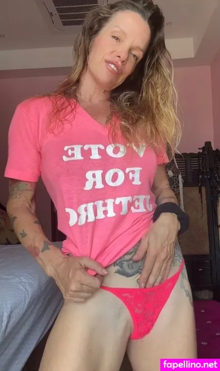 Selenafitmusclemommy OnlyFans Thumbnail #mMDPFMGSYJ