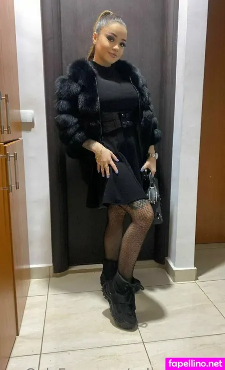 Selenasins69 OnlyFans Thumbnail #5AwlOELHsE