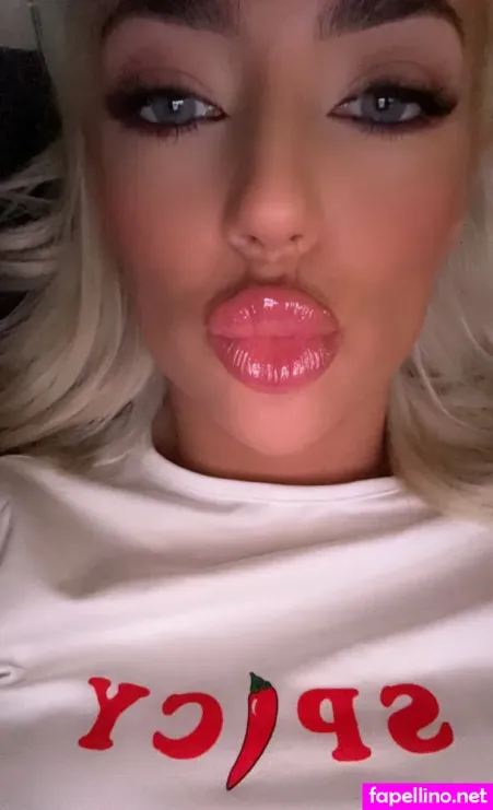 Selenavixenn OnlyFans Thumbnail #fdh2P01Bwx