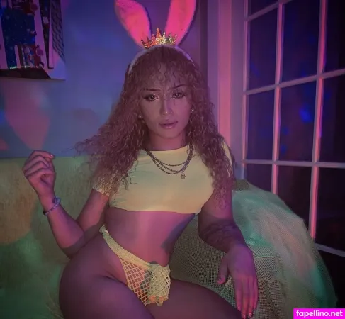 Selenawitaweena OnlyFans Thumbnail #SZbm28EMUL