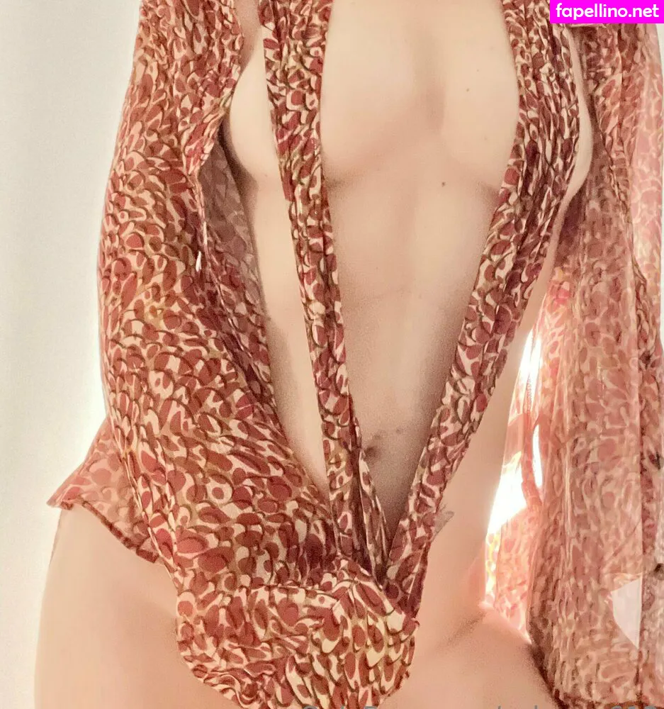 salparadise15, selenax613free Nude Leaked OnlyFans Photo #0mUOrUA0Iu