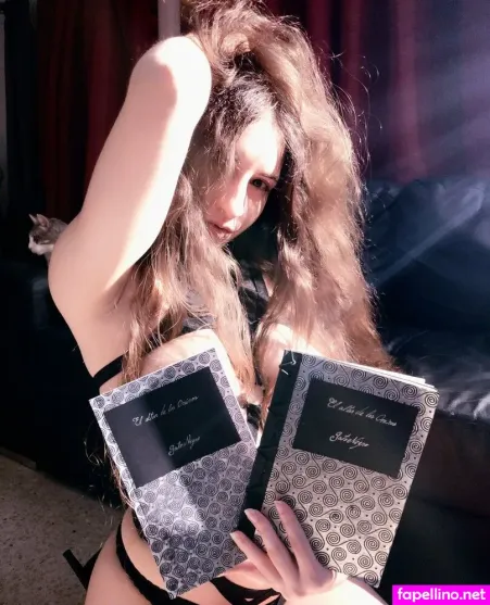 Selene Intimystic OnlyFans Thumbnail #mUX8QvoImM